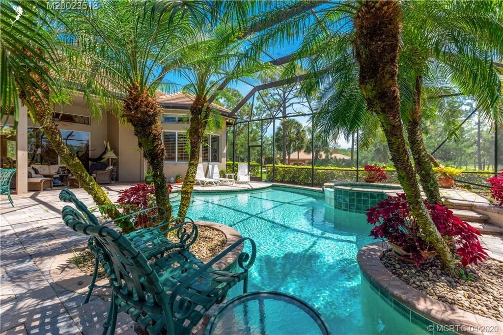 Photo of 1920 SE Colony Way