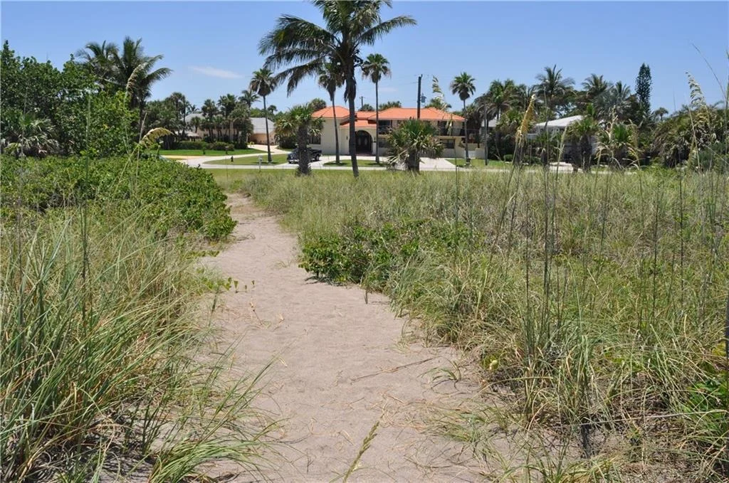 Photo of 1814 Surfside Drive