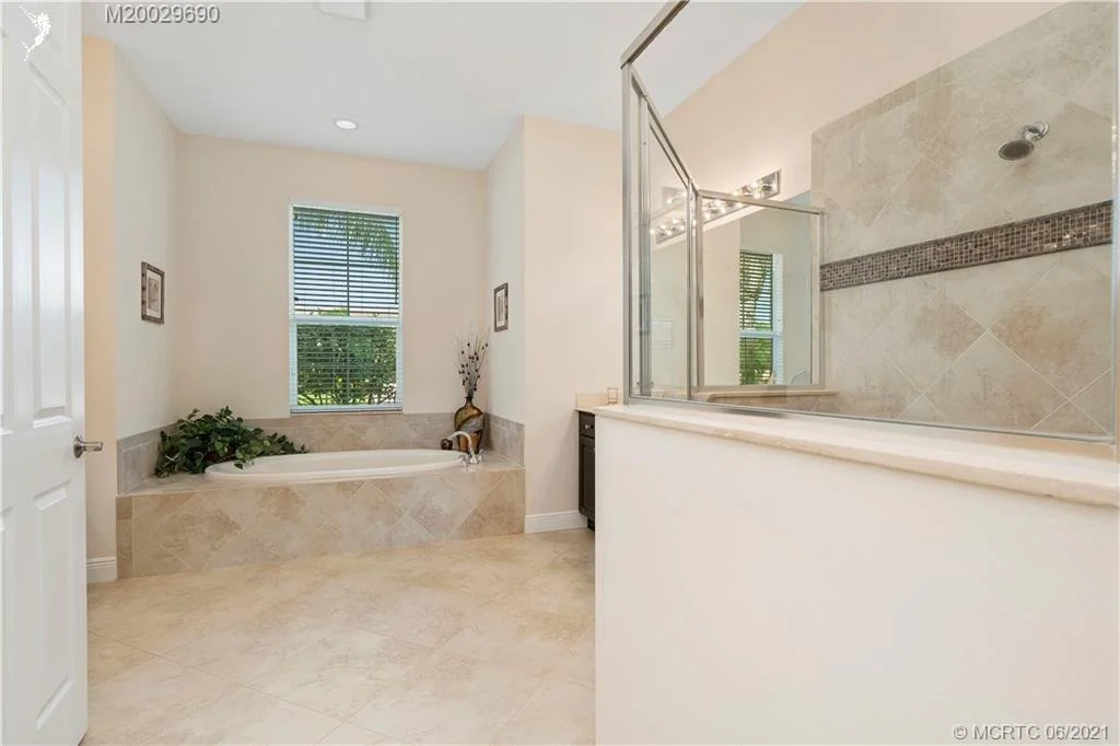 Photo of 7557 SE Laque Circle