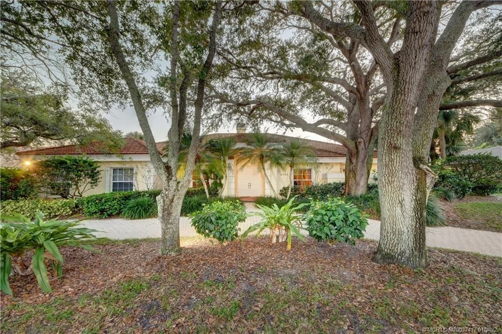 Photo of 2765 Tecumseh Drive