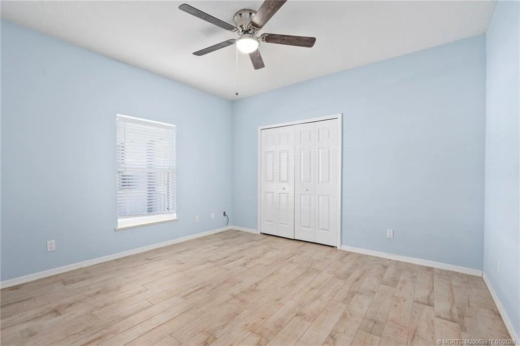 Photo of 449 SE Southwood Trail