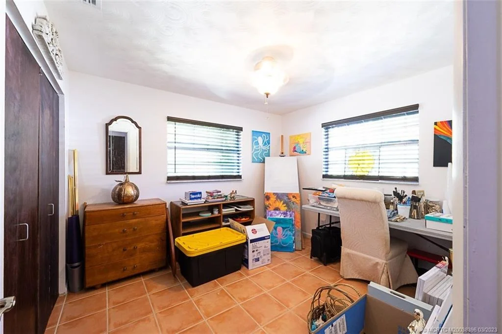 Photo of 6239 SE Lake Circle Drive