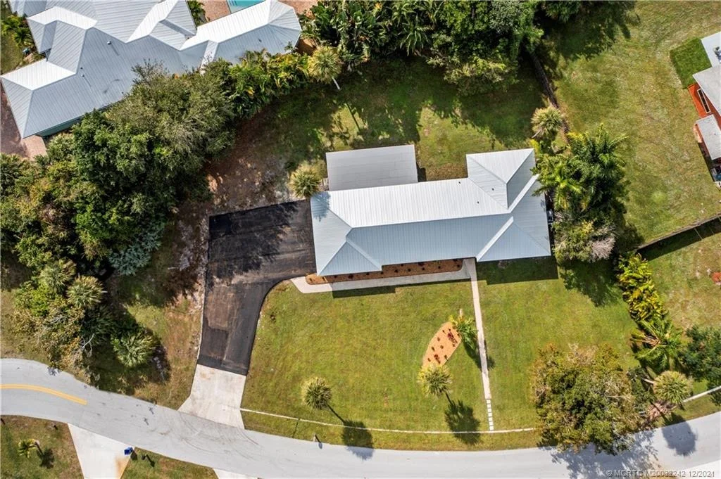Photo of 693 NW Spruce Ridge Drive