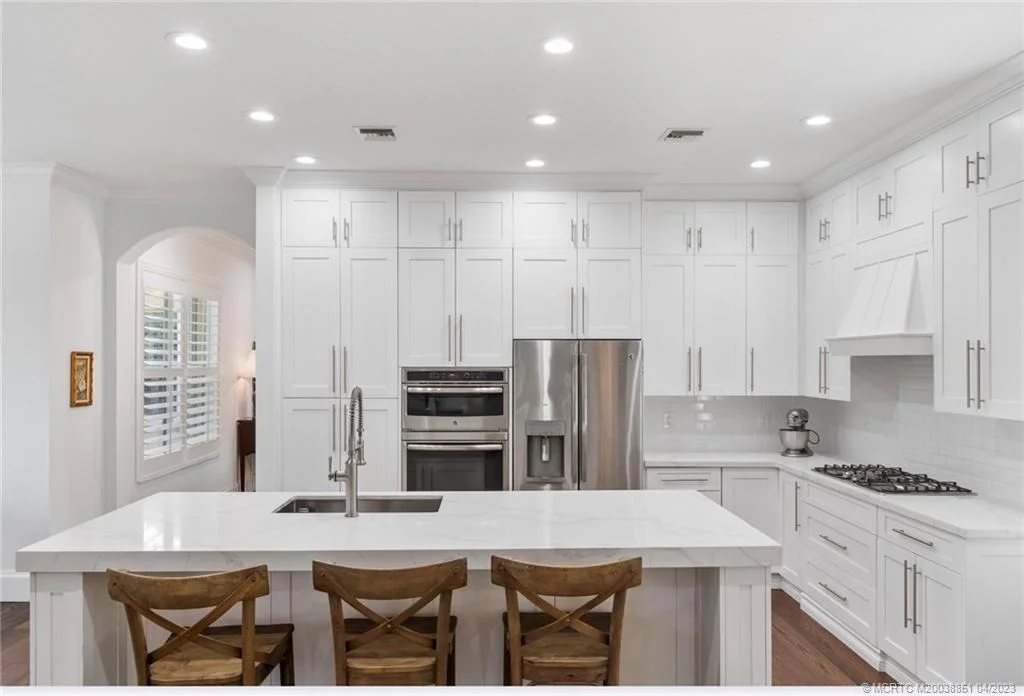 Photo of 125 Barcelona Drive