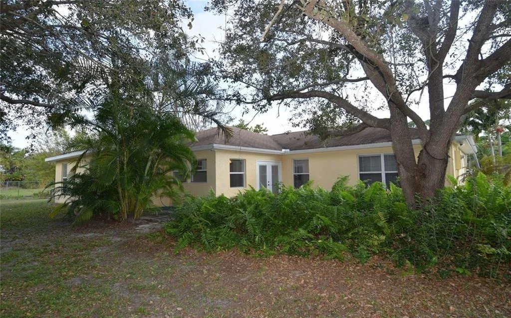 Photo of 2714 NW Florida Avenue