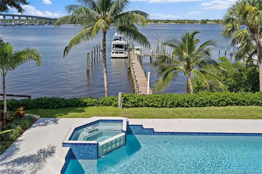 Photo of 19 N River Road