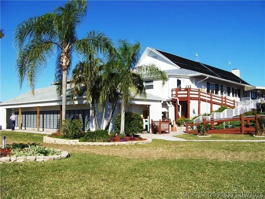 Photo of 5 Nettles Boulevard