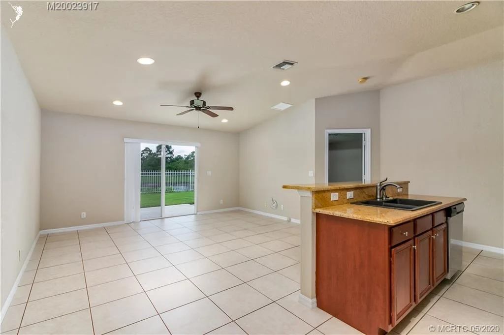 Photo of 4814 SE Graham Drive