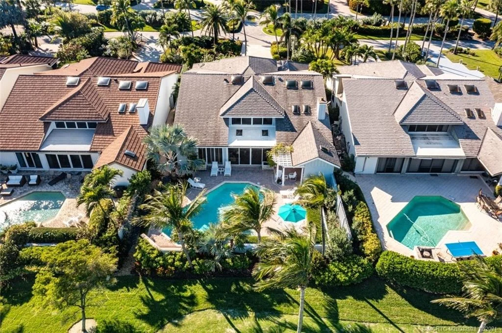 Photo of 6947 SE Harbor Circle