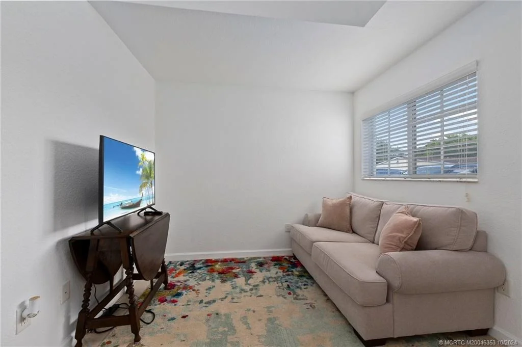Photo of Unit 101 at 528 7th Square