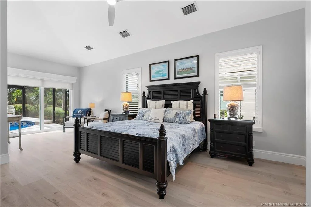 Photo of 1518 SE Cypress Glen Way