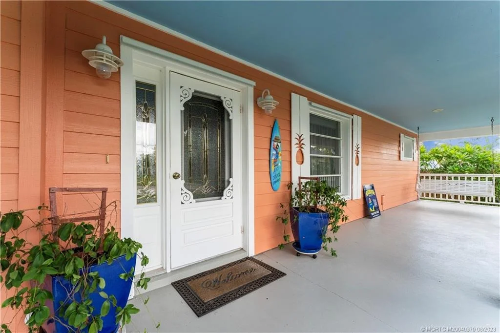 Photo of 711 NW Sunset Drive