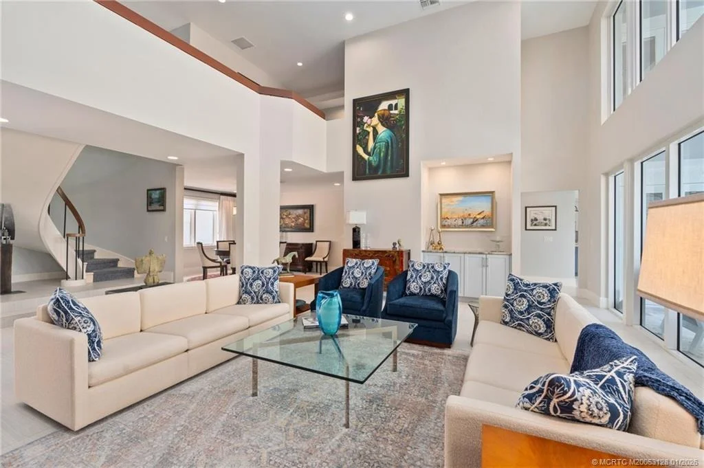 Photo of 6460 SE Harbor Circle