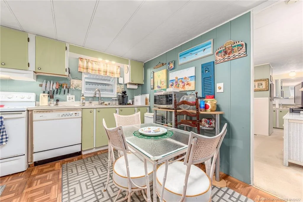 Photo of 160 SE Easy Street