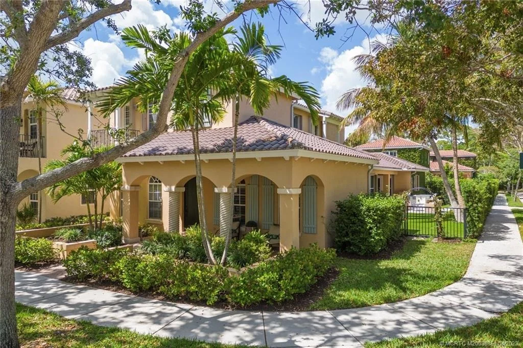 Photo of 125 Barcelona Drive