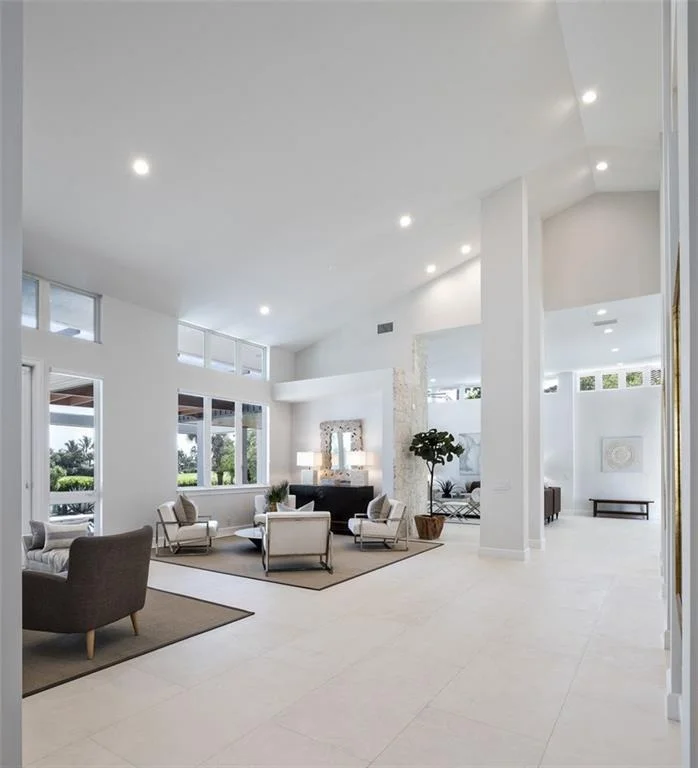 Photo of 7023 SE Harbor Circle