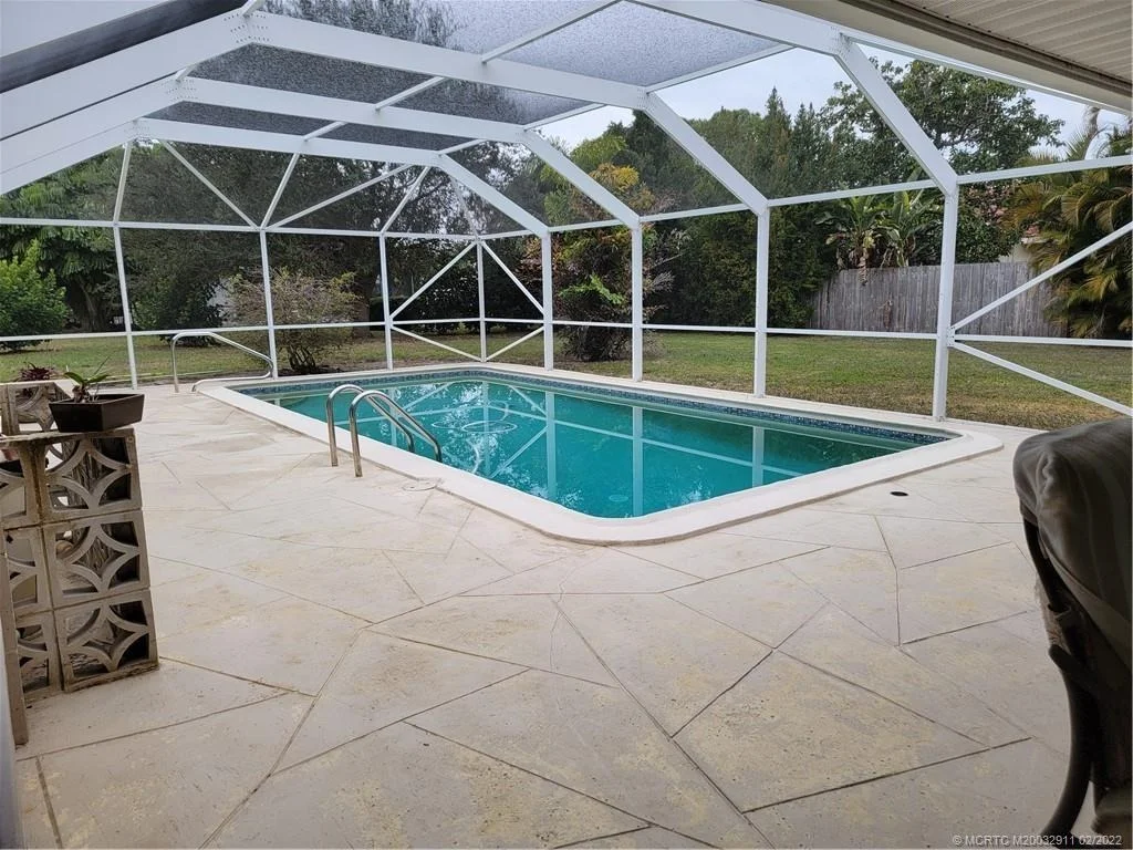 Photo of 1609 NW River Trail