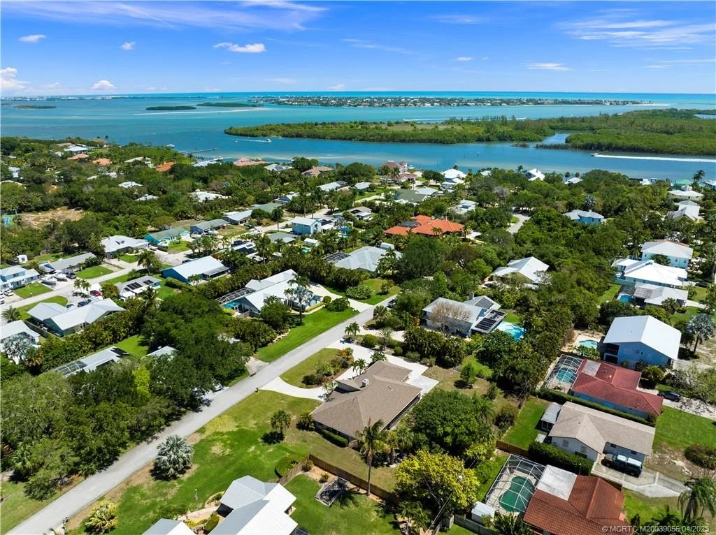 Photo of 5374 SE Inlet Place