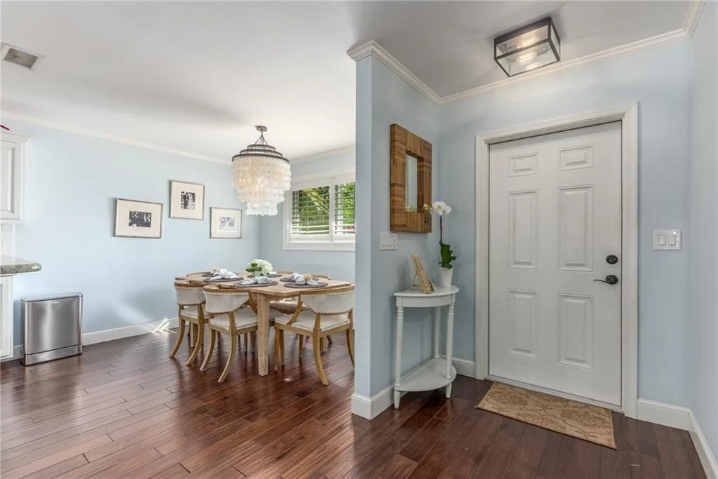 Photo of 432 SE Edgewood Drive