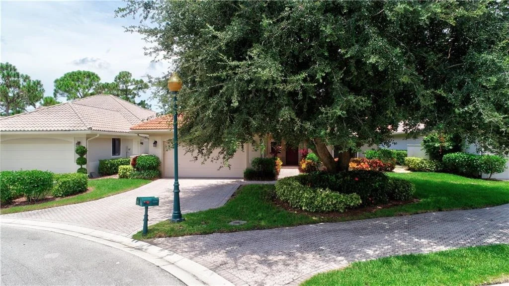 Photo of 3412 SE Putnam Court