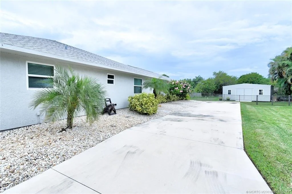 Photo of 2914 NE Rosetree Drive