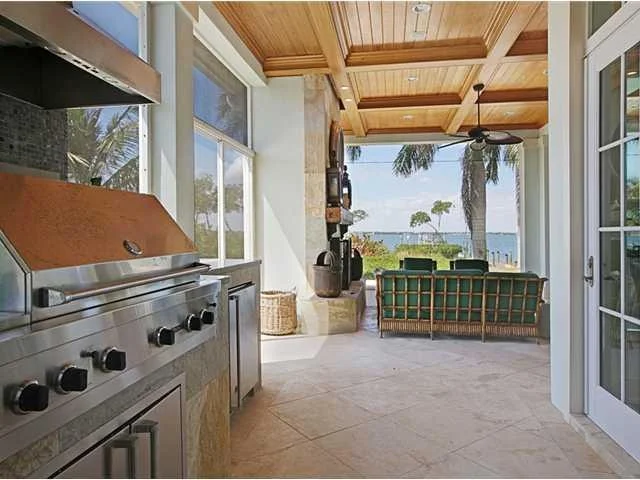Photo of 1726 NE OCEAN Boulevard