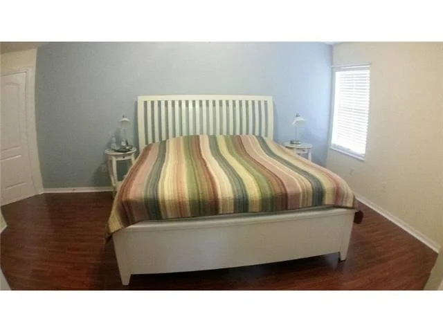 Photo of 6888 Bronte Circle
