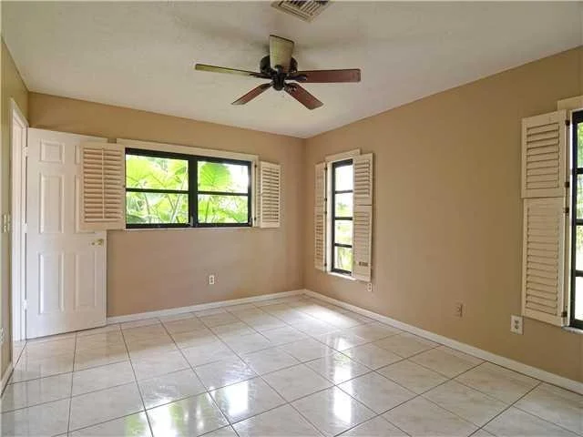 Photo of 2436 NW Everglades Boulevard