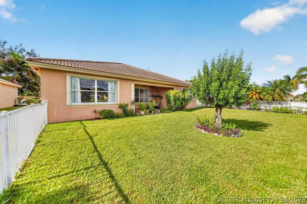Photo of 1445 SE Legacy Cove Circle