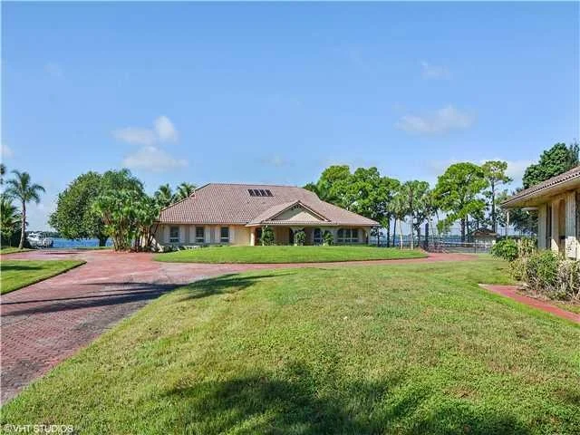 Photo of 2480 NW Britt Road