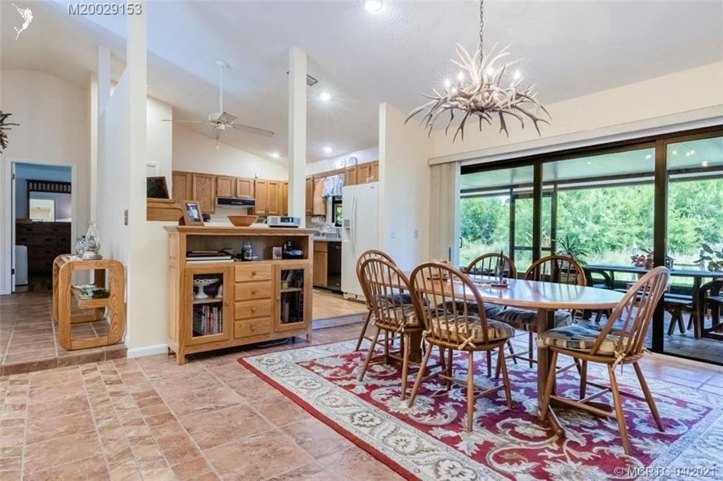Photo of 5200 Sunset Boulevard