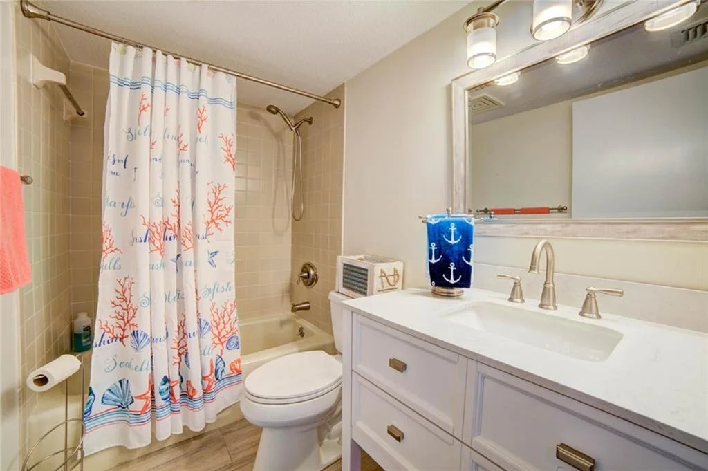 Photo of Unit 303 at 4620 NE Sandpebble Trace