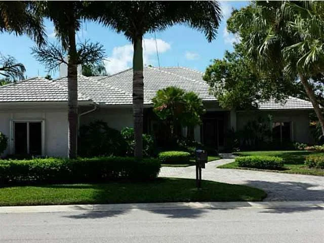Photo of 5400 SE Burning Tree Circle