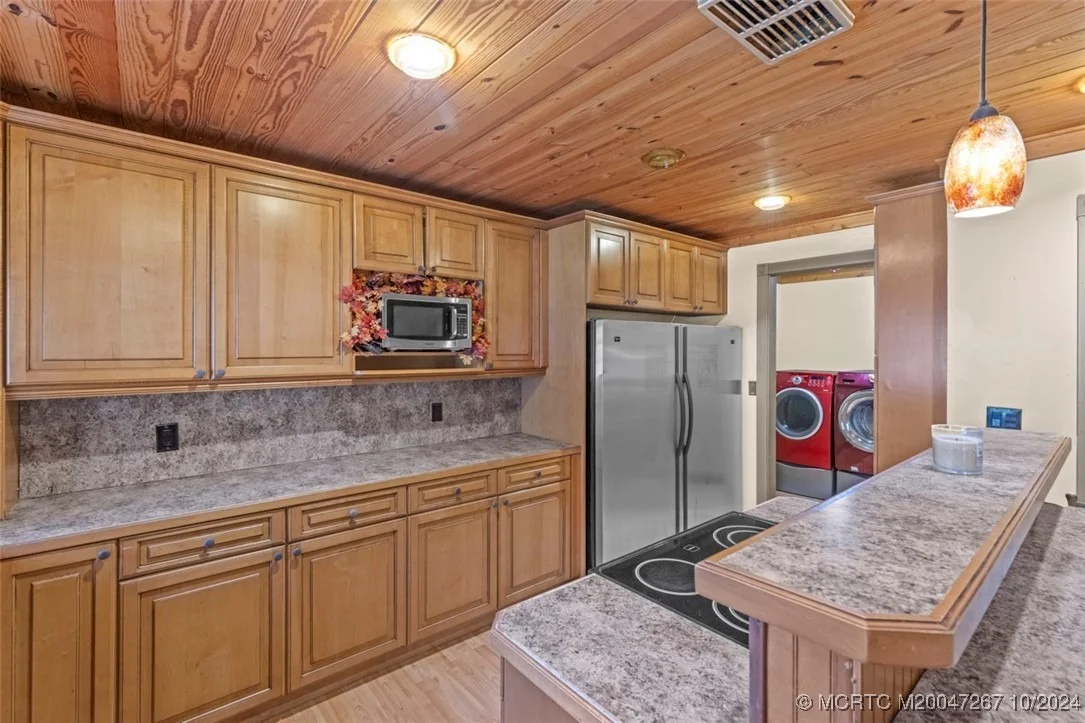 Photo of 3463 SE Narragansett Terrace