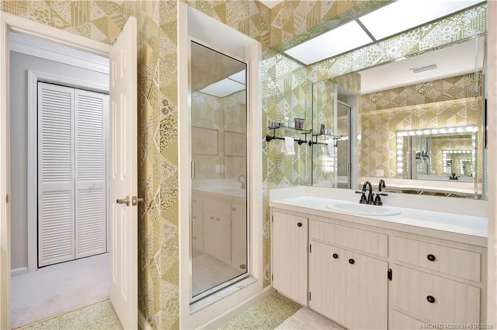 Photo of 3360 SE Golf Trail