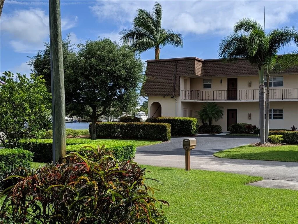 Photo of 4754 SE Bollard Avenue