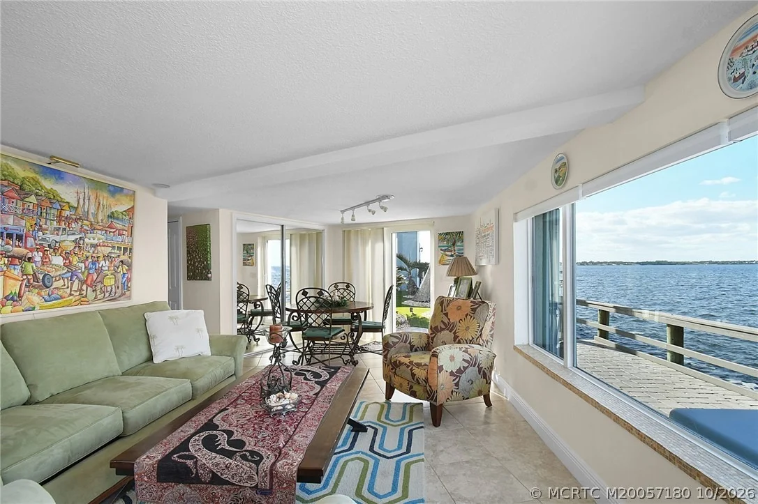 Photo of 4 Nettles Boulevard