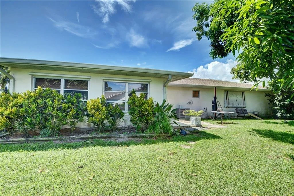 Photo of 4893 SE Pilot Way