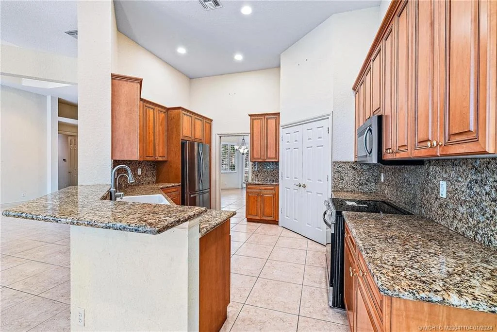 Photo of 105 Henry Sewall Way