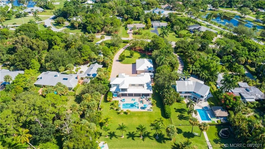 Photo of 1540 NW Fork Road