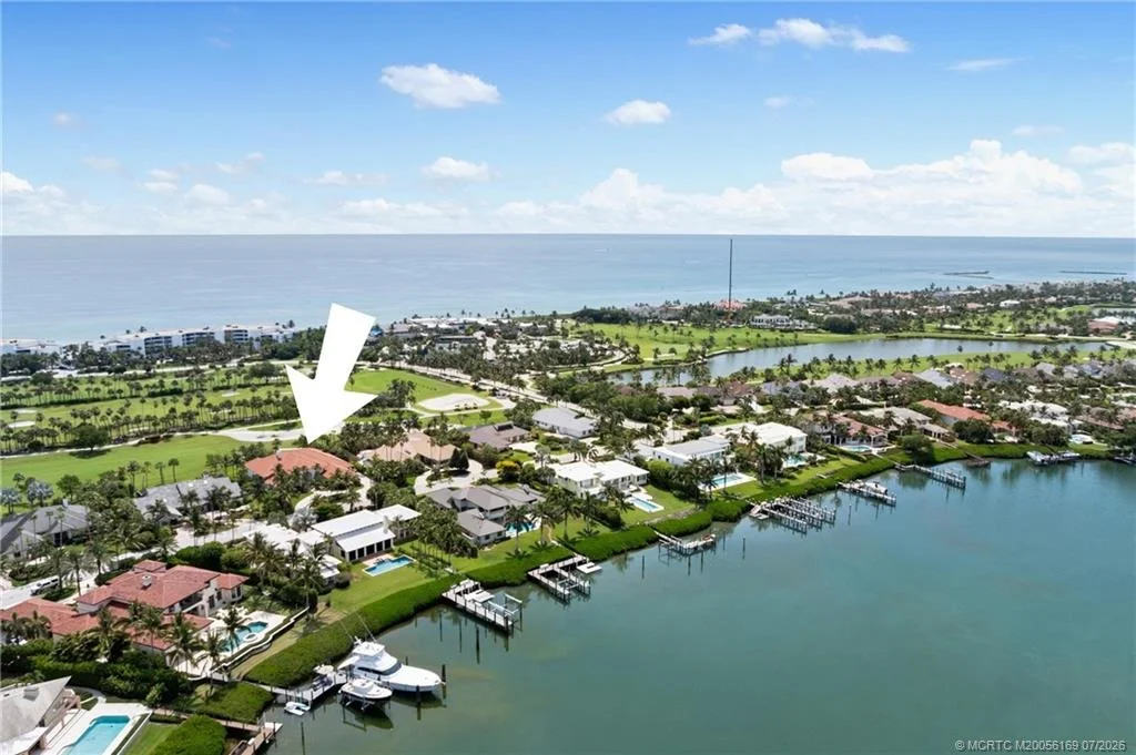 Photo of 6841 SE Harbor Circle