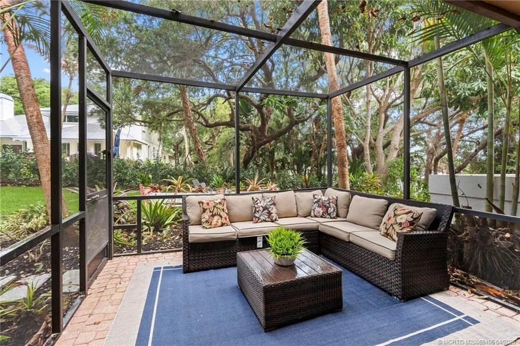 Photo of 6 Castle Hill Way