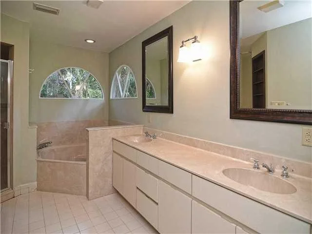 Photo of 13 Palm Road