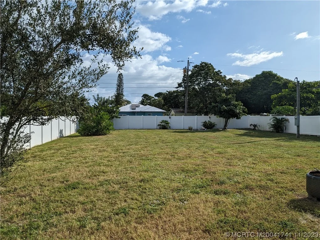 Photo of 5277 SE Driftwood Avenue