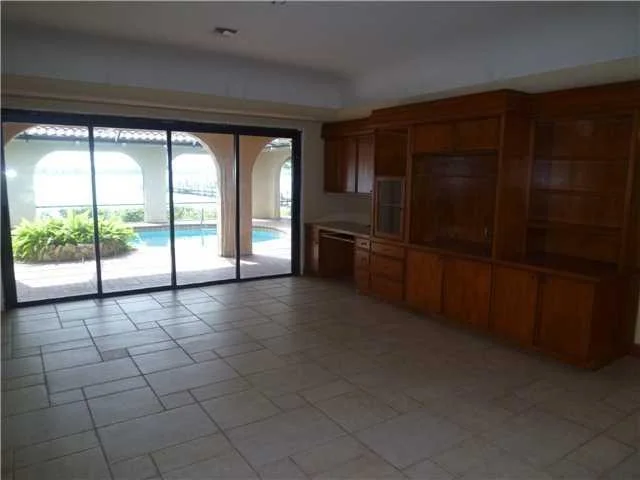 Photo of 2480 NW Britt Road