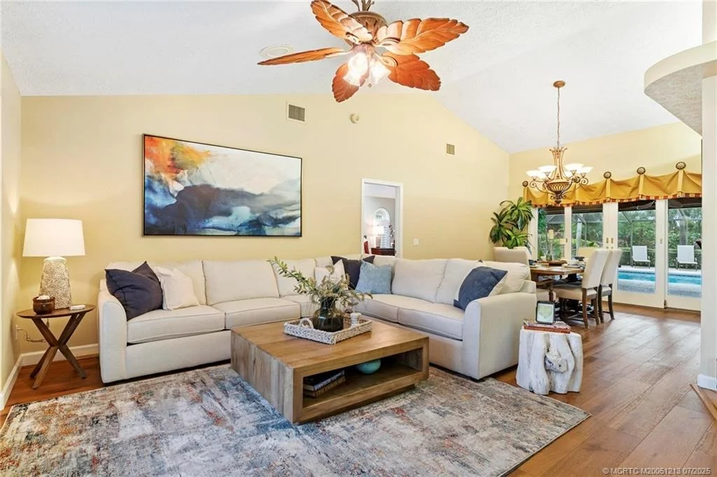 Photo of 2087 SW Danforth Circle