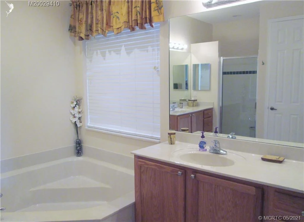 Photo of 1381 SE Legacy Cove Circle