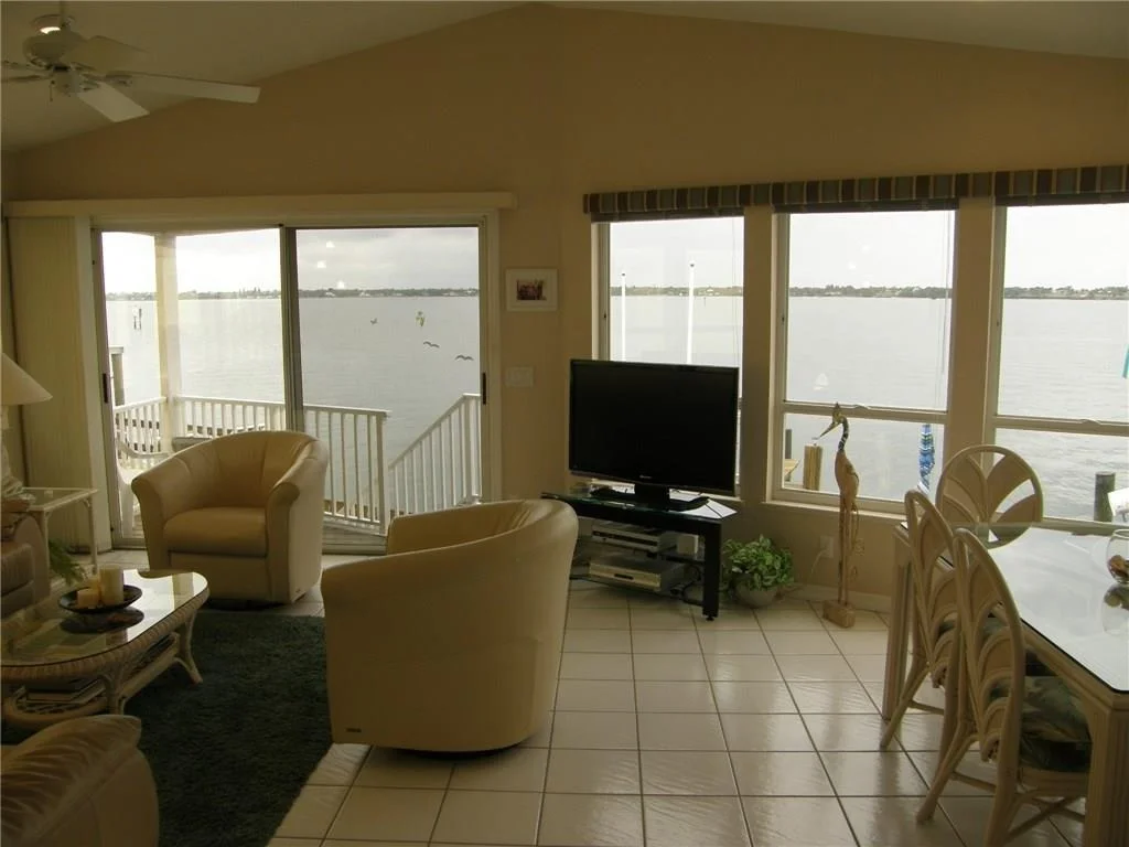 Photo of 51 Nettles Boulevard
