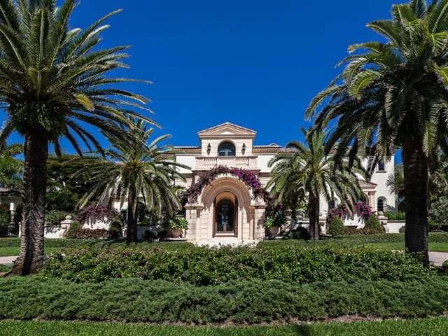 Photo of 3006 SE Dune Drive