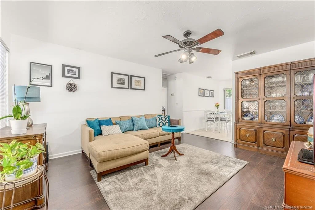 Photo of 413 SE Robalo Court